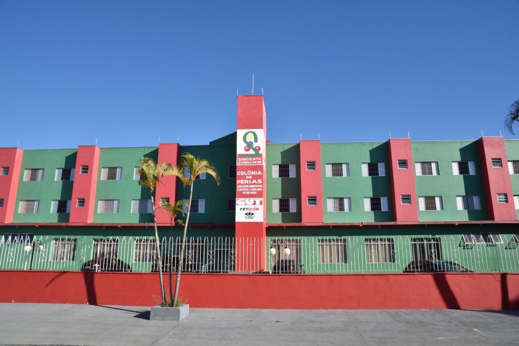 colonia de ferias de caraguatatuba estrutura 26