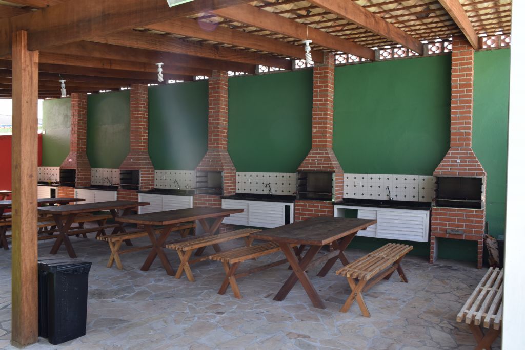 colonia de ferias de caraguatatuba estrutura 9